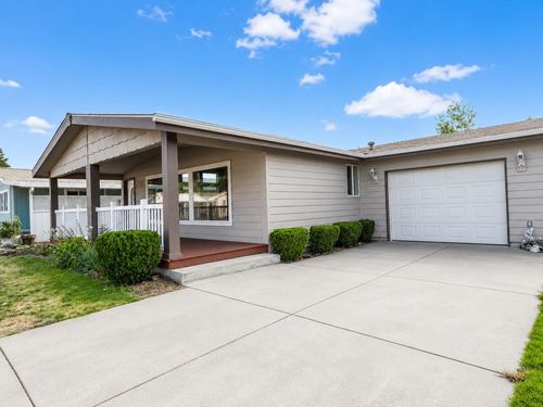 1617 N Hodges Ln, Spokane Valley, WA, 99016-9579 | Card Image