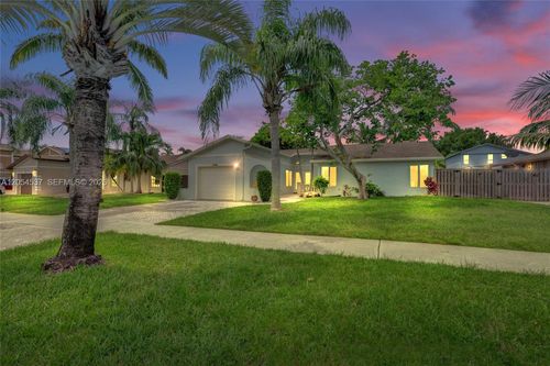 3946 Nw 1st Dr, Deerfield Beach, FL, 33442-8014 | Card Image