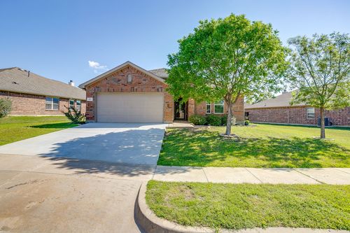 377 Coral Vine Ln, Burleson, TX, 76028-2741 | Card Image