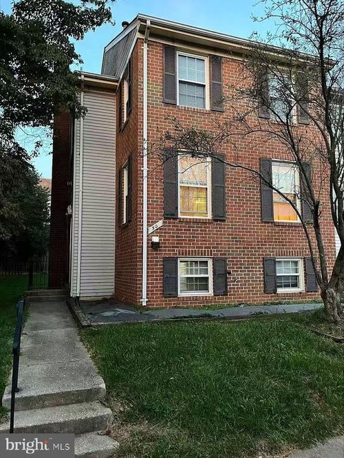 50 Napa Valley Rd, GAITHERSBURG, MD, 20878-4111 | Card Image