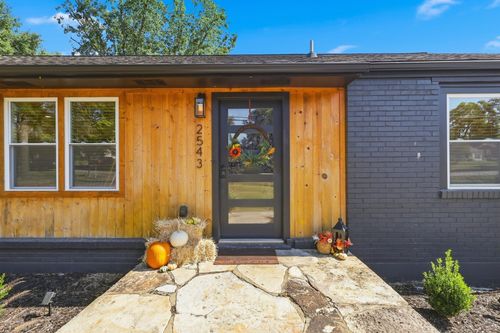 2543 Woodberry Dr, Nashville, TN, 37214-2825 | Card Image