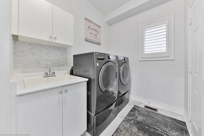 11 Mill Stone Terr, House other with 4 bedrooms, 4 bathrooms and 4 parking in Waterdown ON | Image 16