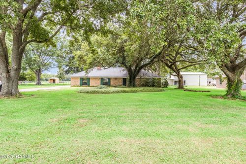 828 Espasie Drive, Youngsville, LA, 70592 | Card Image