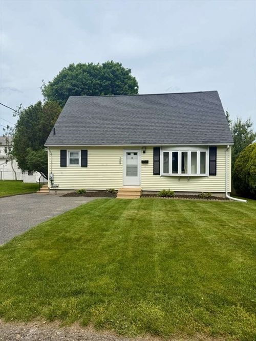 28 Ladybank Rd, Worcester, MA, 01606-1002 | Card Image
