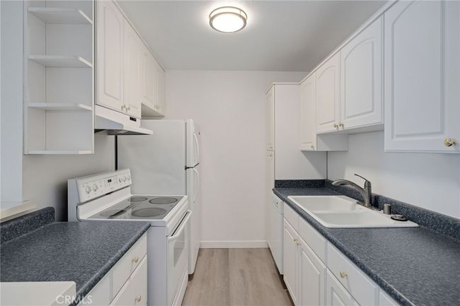 306 - 3602 W Estates Ln, Condo with 2 bedrooms, 2 bathrooms and 2 parking in Rolling Hills Estates CA | Image 15