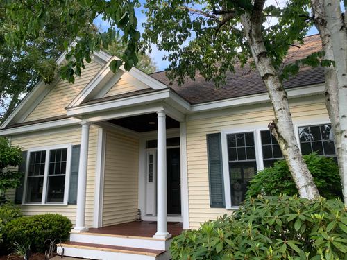 29 Hancock Dr, Bedford, NH, 03110-5149 | Card Image