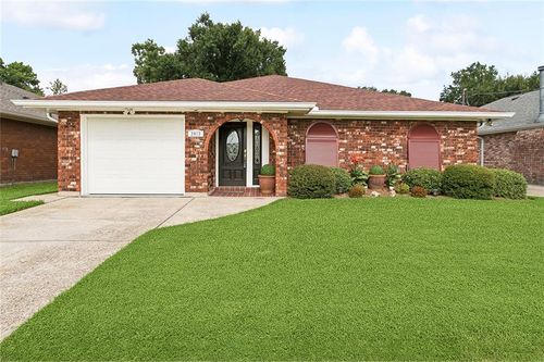 3013 Kentucky Ave, Kenner, LA, 70065-4630 | Card Image
