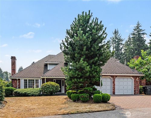 12645 Ne 68th Pl, Kirkland, WA, 98033-8566 | Card Image