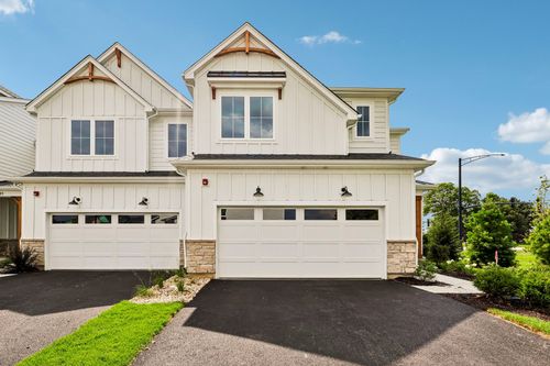 301 Avondale Lane, Lincolnshire, IL, 60069 | Card Image