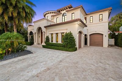 631 Hibiscus Dr, House other with 6 bedrooms, 7 bathrooms and null parking in Hallandale Beach FL | Image 2