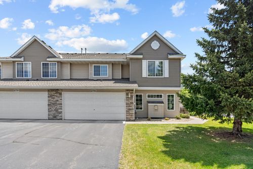 10795 Unity Ln N, Brooklyn Park, MN, 55443-5200 | Card Image
