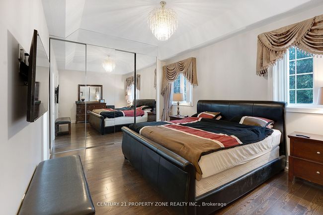 9 Haywood Dr, House other with 6 bedrooms, 5 bathrooms and 4 parking in Brampton ON | Image 21