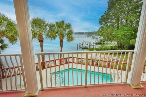 205-5 Laguna St, Fort Walton Beach, FL, 32548-3609 | Card Image