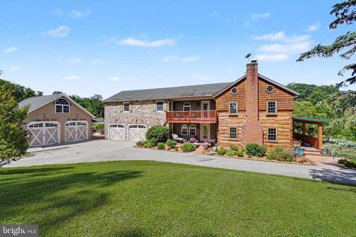 4941 Walters Hatchery Rd, SPRING GROVE, PA, 17362-7419 | Card Image