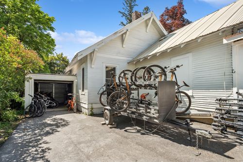 541 Spokane Ave, Whitefish, MT, 59937-2734 | Card Image