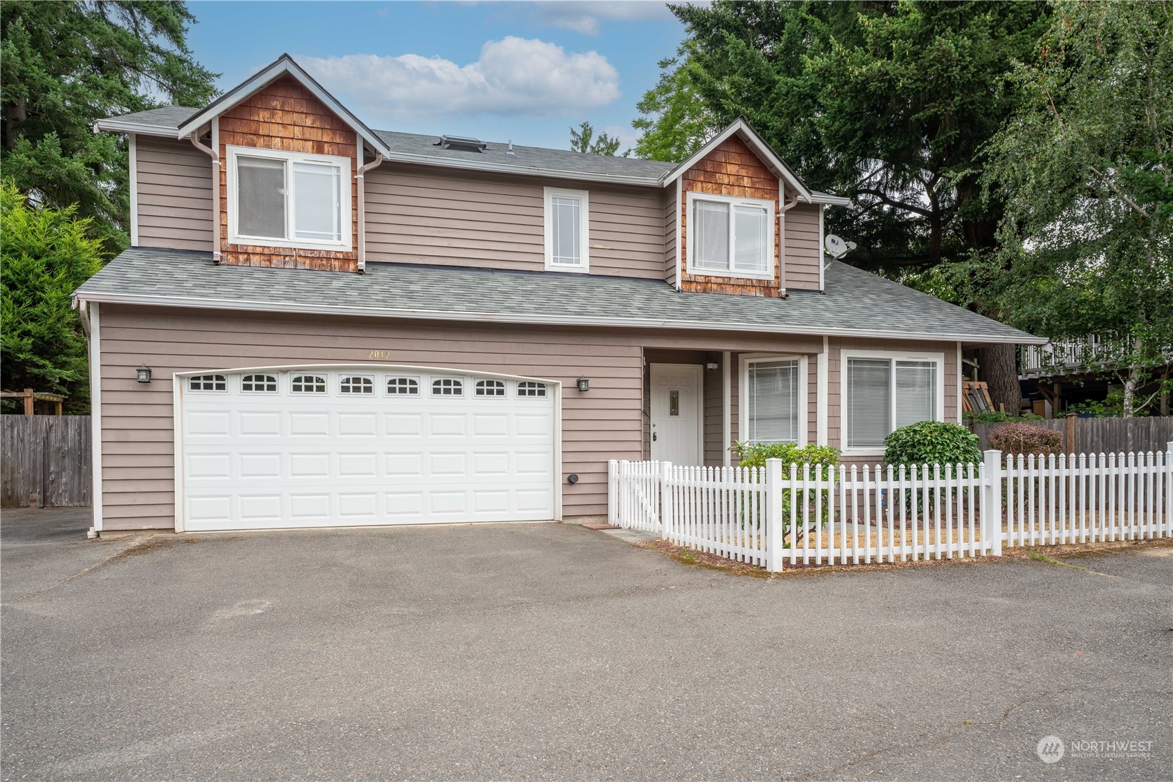 163rd Pl, Shoreline, WA 98133