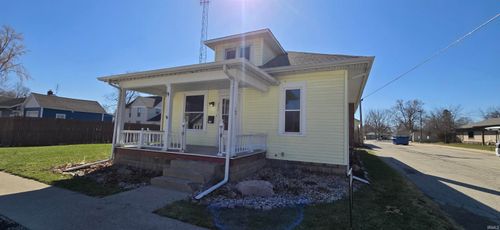 205 E 7th St, North Manchester, IN, 46962-1820 | Card Image