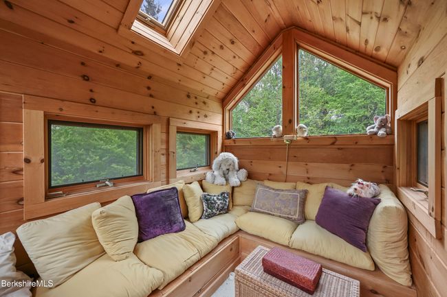Cozy Cupola with 360 views | Image 40