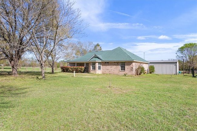 437 Lcr 664, House other with 3 bedrooms, 2 bathrooms and 2 parking in Kosse TX | Image 5
