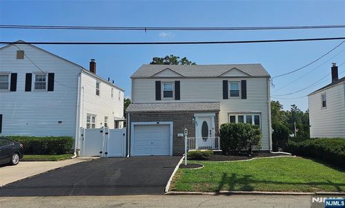 85 Beech St, Maywood, NJ, 07607-1847 | Card Image