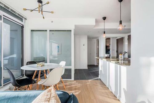518-618 Abbott St, Vancouver, BC, V6B0C1 | Card Image