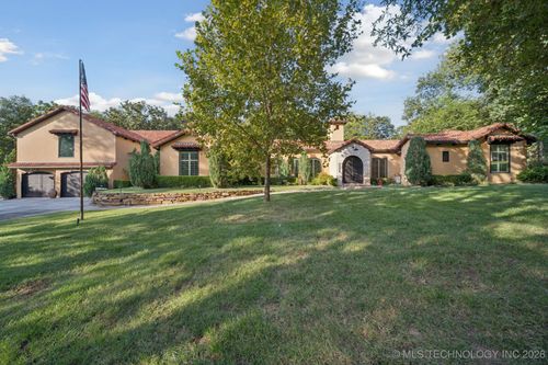 2869 E 72nd St, Tulsa, OK, 74136-5546 | Card Image