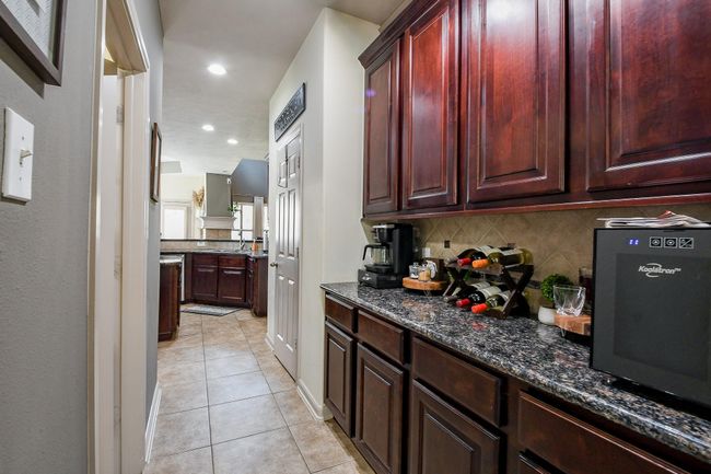 Butler's pantry for additions storage and convenience | Image 10