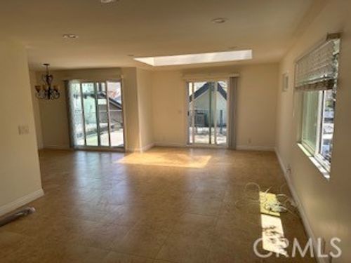 501 1/2 Marguerite Ave, Corona del Mar, CA, 92625-2356 | Card Image