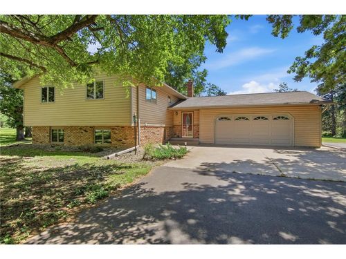 455 Green Mill Ln, Hudson, WI, 54016-7533 | Card Image