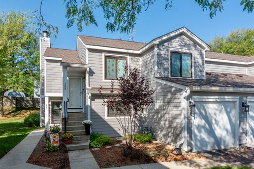 125-125 Manchester Ct, Schaumburg, IL, 60193-4273 | Card Image