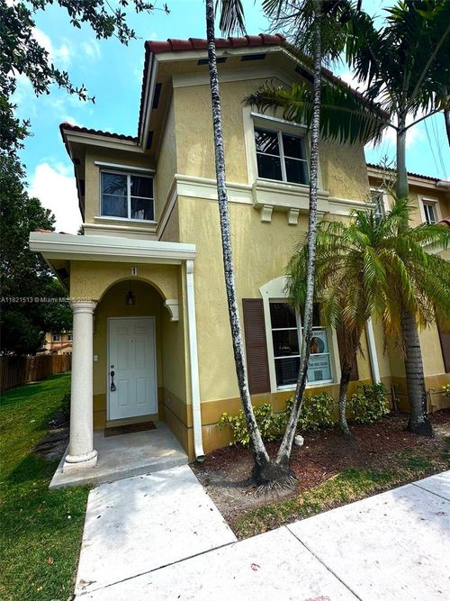 33-8463 Nw 107th Path, Doral, FL, 33178-5233 | Card Image