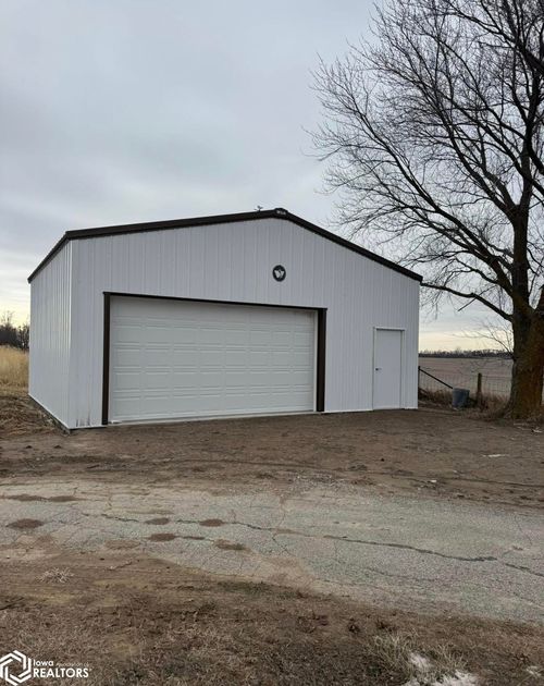 2607 Us Highway 59, Shenandoah, IA, 51601-4058 | Card Image