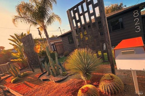 823 Shell Avenue, Martinez, CA, 94553 | Card Image