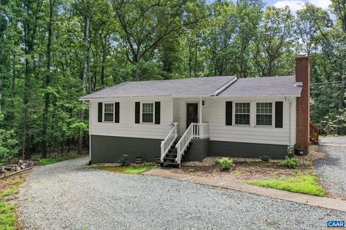 4489 Woods Edge Rd, Troy, VA, 22974-3008 | Card Image