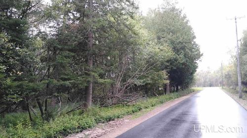 701 N 17th Street, Gladstone, MI, 49837 | Card Image