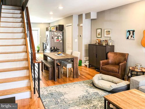 430 Greenwich St, PHILADELPHIA, PA, 19147-6523 | Card Image