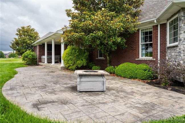 1846 Hazeltine Way, Home with 5 bedrooms, 4 bathrooms and null parking in Henryville IN | Image 50