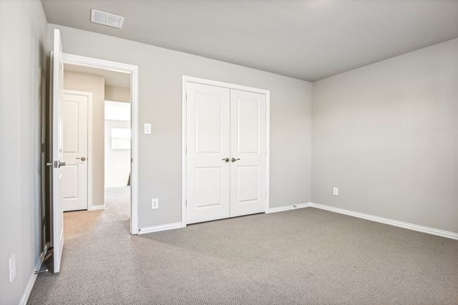 Photo is not of the actual home, but is an inspirational photo of builder’s model home and may depict options, furnishings, and/or decorator features that are not included. | Image 29