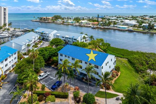 95 Coco Plum Dr, Marathon, FL, 33050-4061 | Card Image