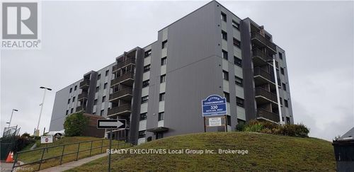 609-330 Sixth Ave W, North Bay, ON, P1B9G1 | Card Image