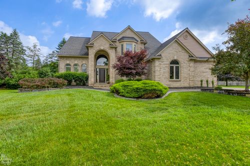 22297 Hazelton Ct, Novi, MI, 48374-3880 | Card Image