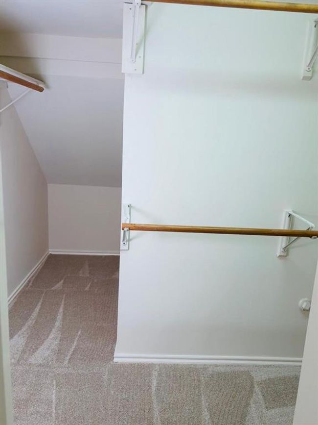 Master walk-in closet | Image 10