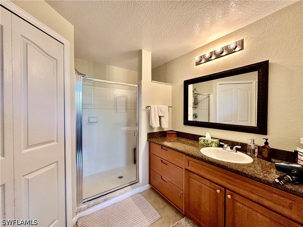 Residential Lease in Naples 2