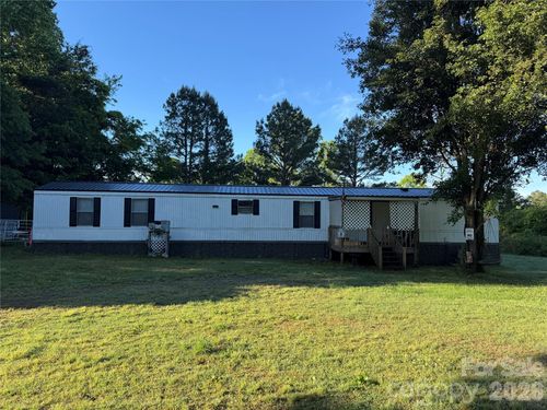 131 Bethany Woods Ln, Statesville, NC, 28625-9454 | Card Image