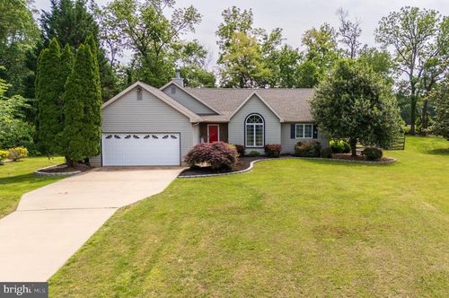 49 W Huntington Cir, DOVER, DE, 19904-9630 | Card Image