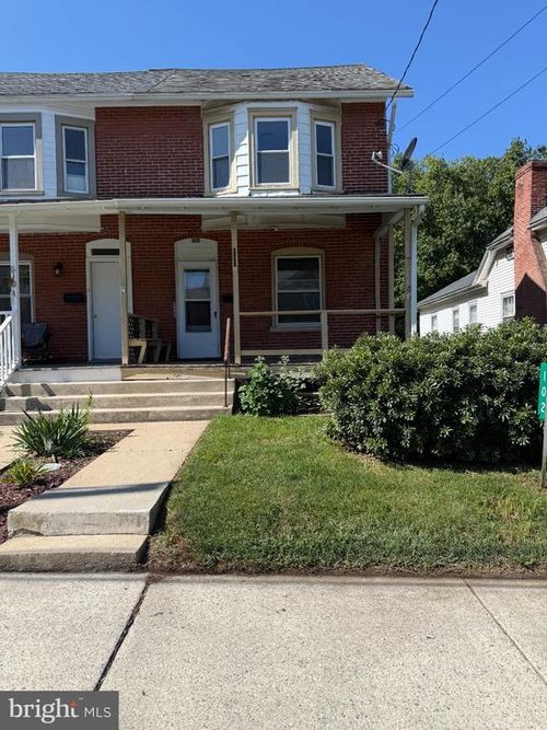 102 S Hess St, QUARRYVILLE, PA, 17566-1226 | Card Image