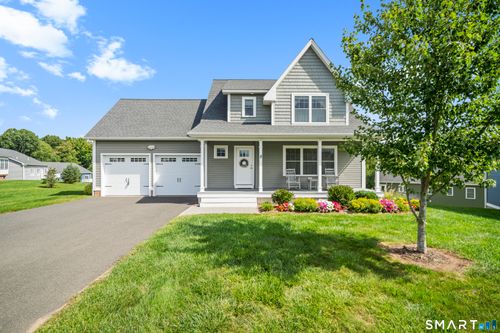 8-8 Mather Circle, Windsor Locks, CT, 06096 | Card Image