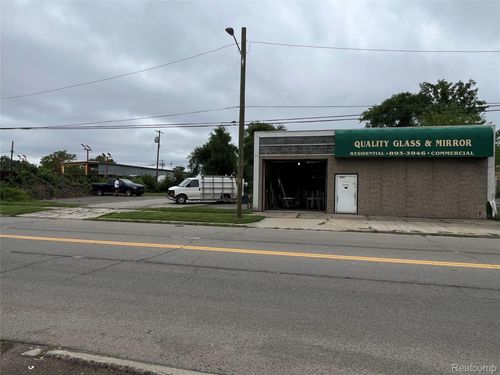 19969 John R St, Detroit, MI, 48203-1135 | Card Image