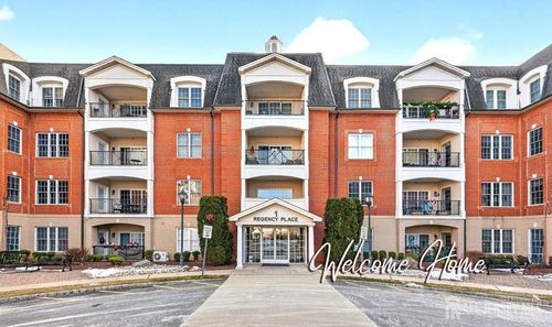 417 Regency Pl, Woodbridge, NJ, 07095-1037 | Card Image