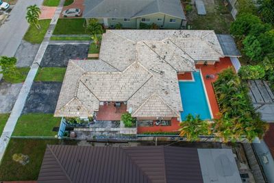 324 E 34th St, Home with 0 bedrooms, 0 bathrooms and 12 parking in Hialeah FL | Image 1